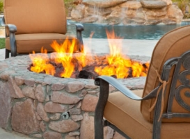 Outdoor Fireplaces/Firepits