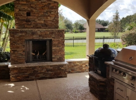 Outdoor Fireplaces/Firepits