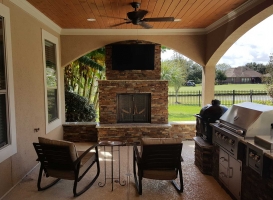 Outdoor Fireplaces/Firepits