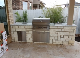 Outdoor Kitchen