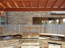 Outdoor Kitchen