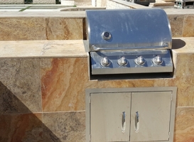 Outdoor Kitchen