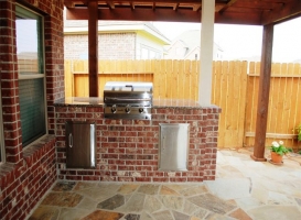 Outdoor Kitchen